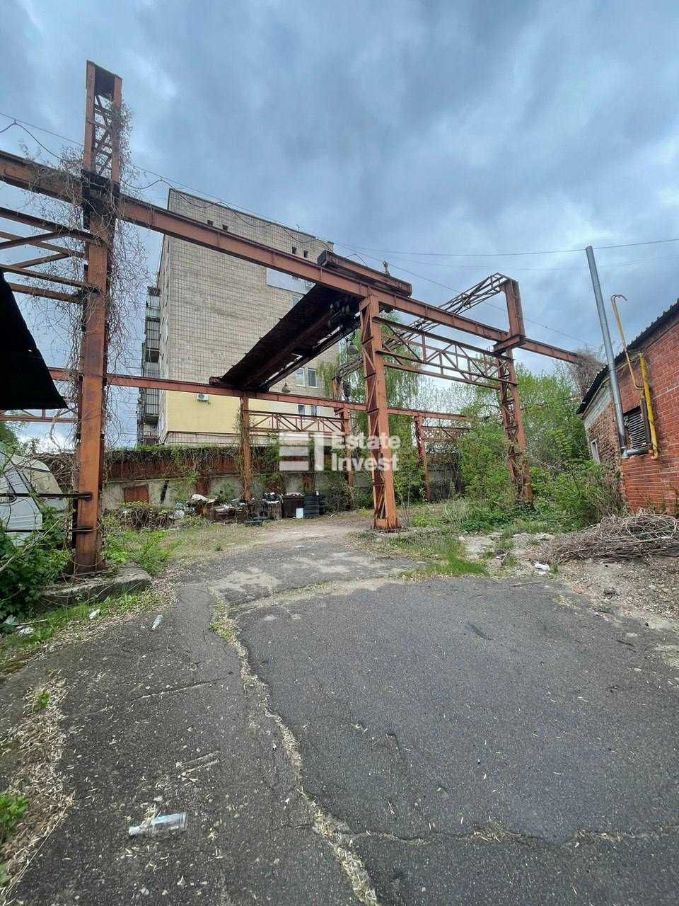 Продається виробнича база за адресою пров.Сімферопольський, 6