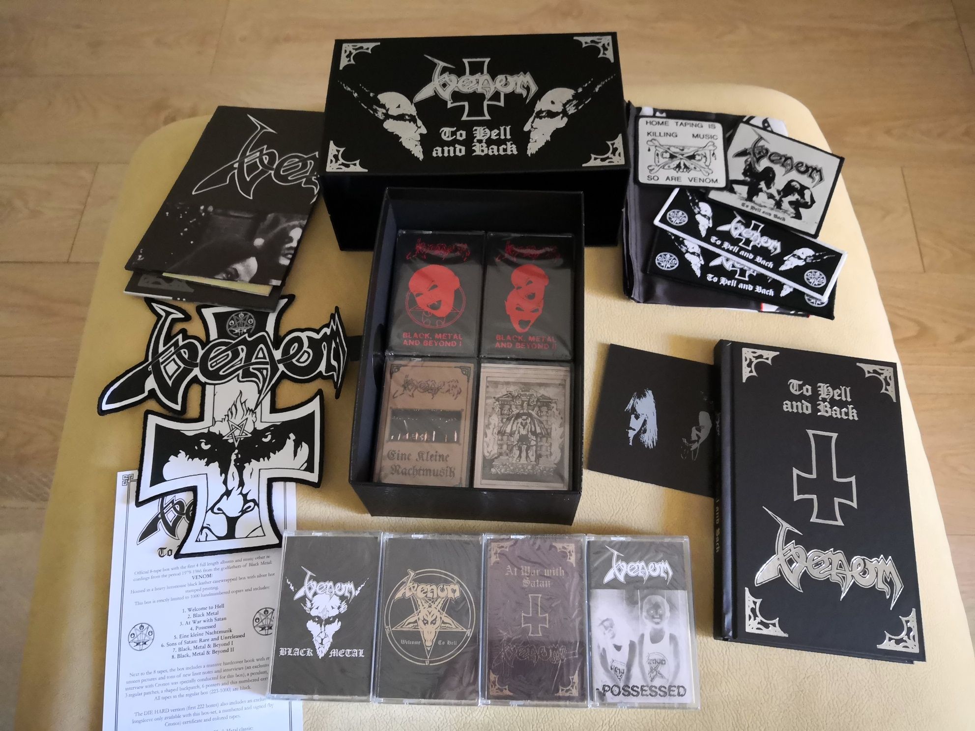 Tape box Venom To hell and back kasety