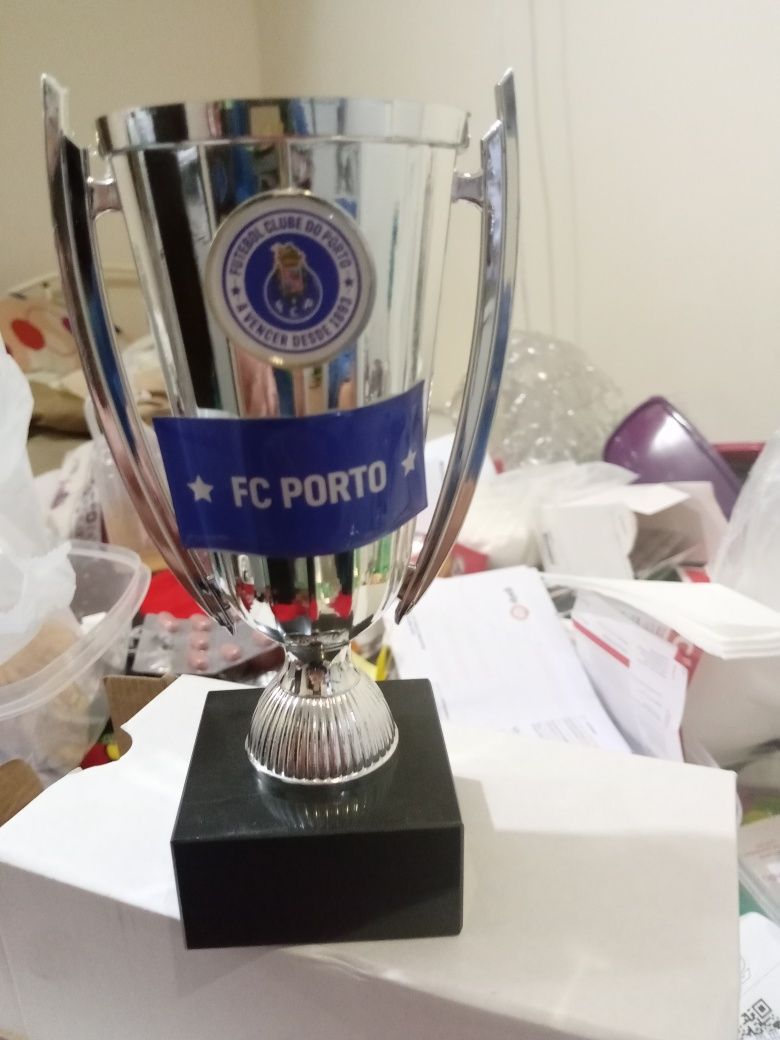 Taça de vencedor da taça de Portugal 2023.Porto