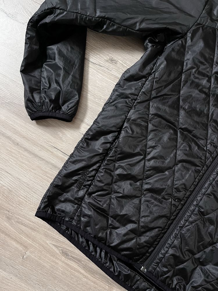 Легка куртка Peak Performance розмір XL