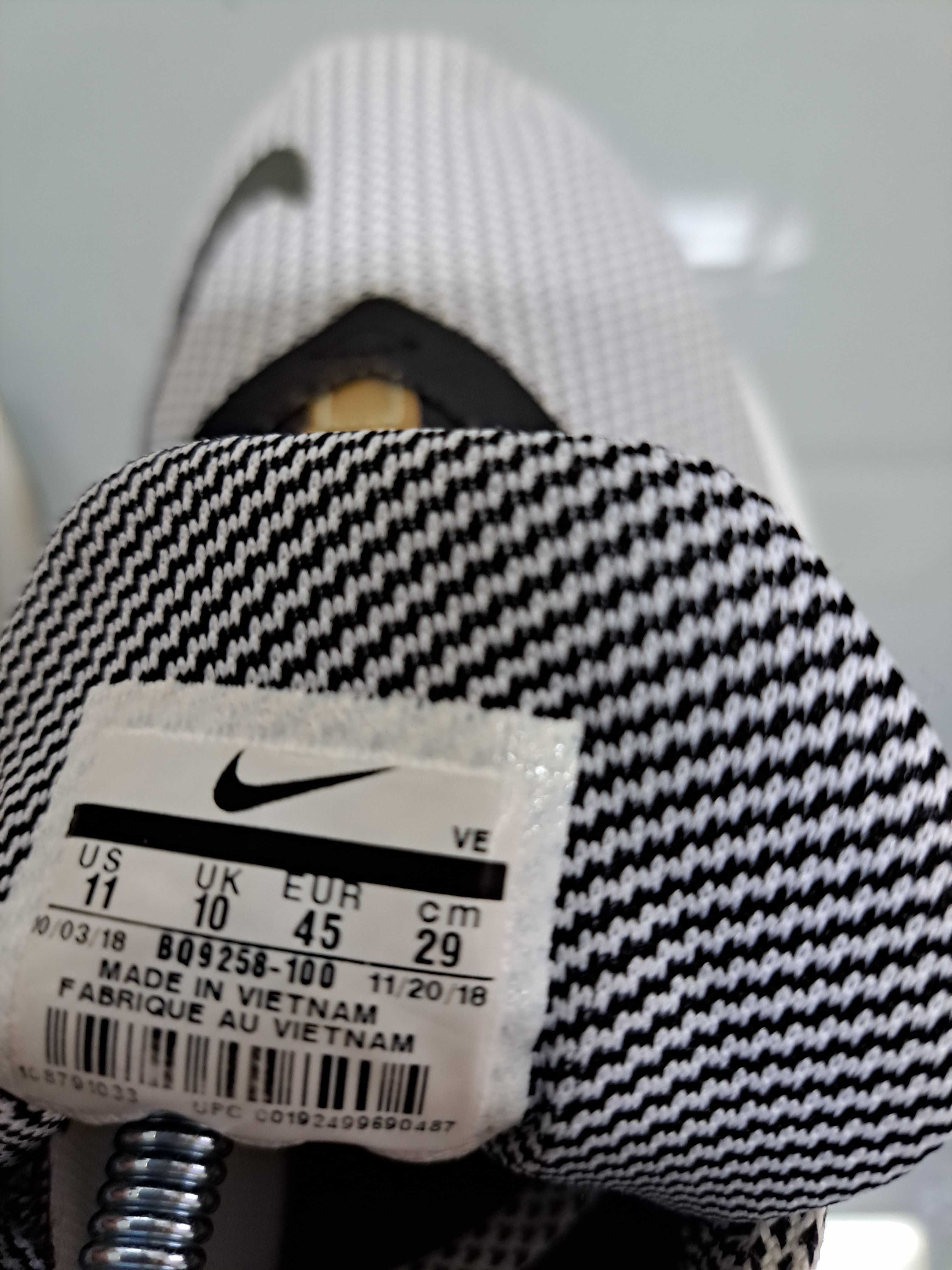 Sapatilhas Nike + Bolsa Nike