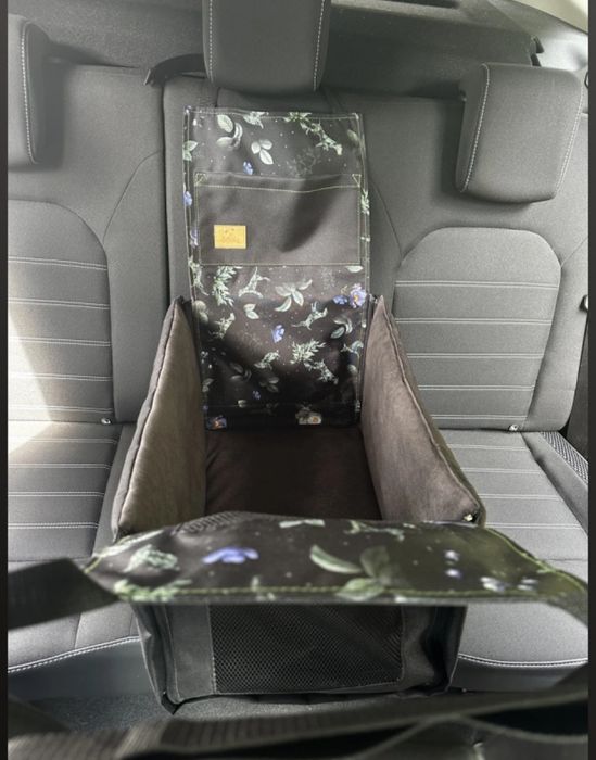 Fotelik samochodowy dla psa mata Bebobi