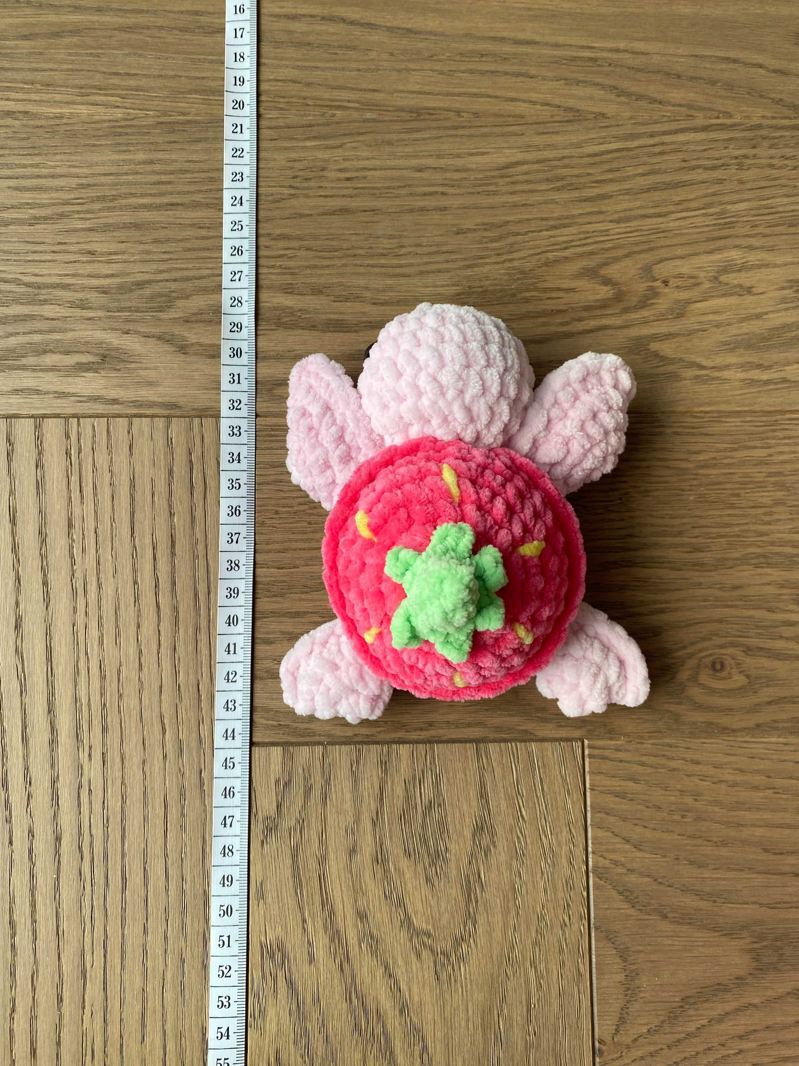 słodki truskawkowy żółwik na szydełku - handmade - idealny na prezent