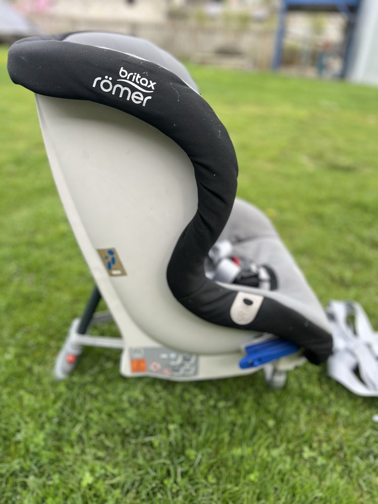 Fotelik 9-25 kg Britax Romer Max Way Plus storm gray