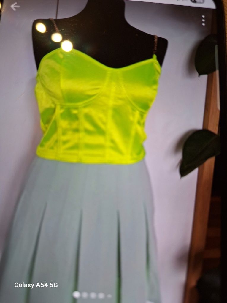 Crop top neonowy dla beata95
