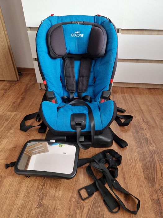 Axkid kidzone RWF 9-25kg + lusterko
