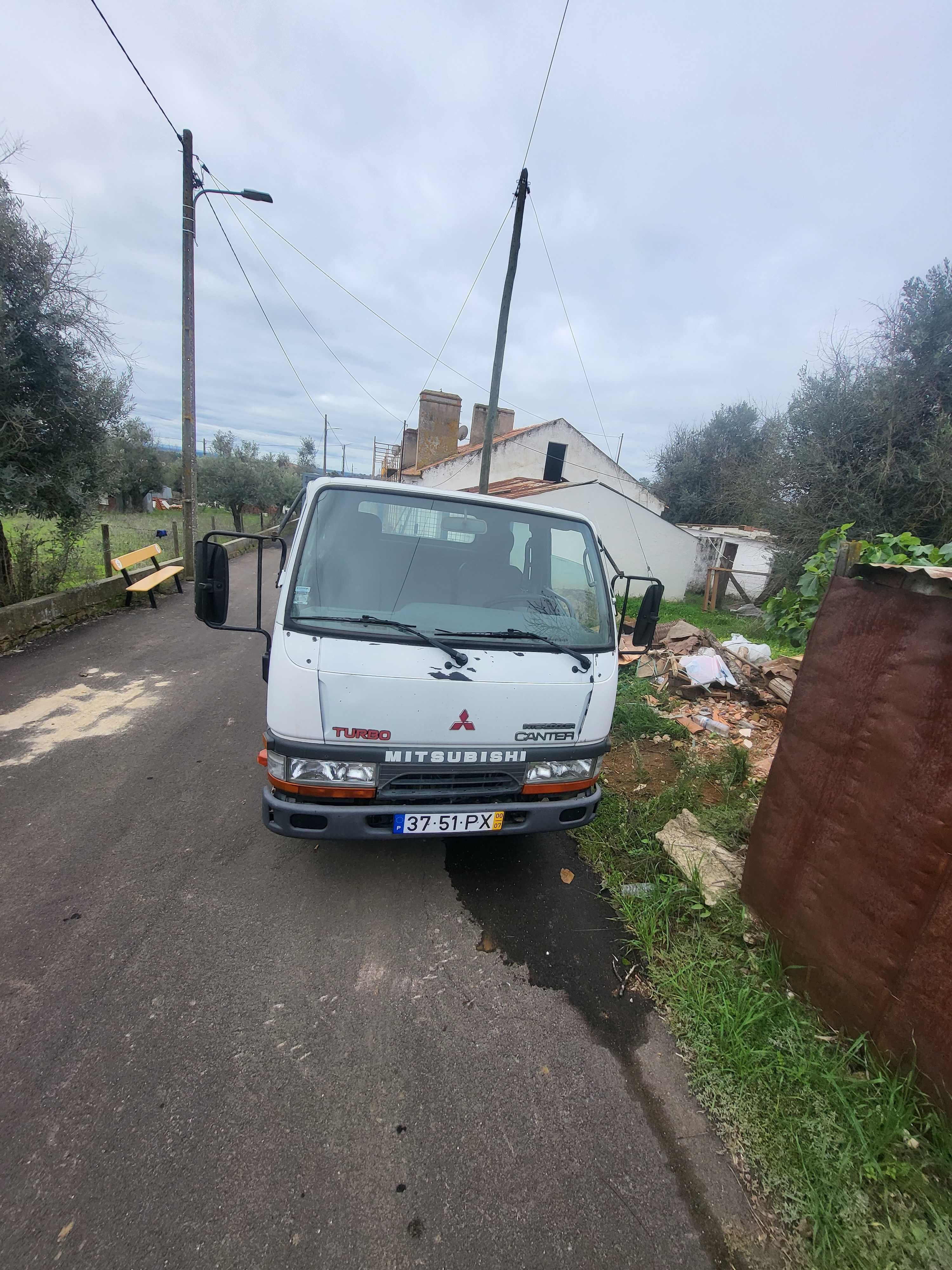 Mitsubishi canter tribasculante