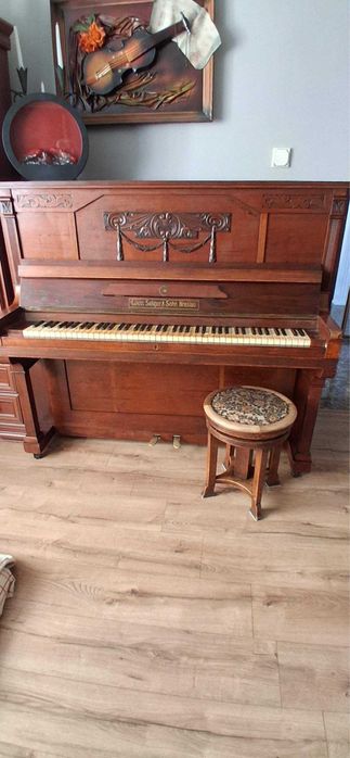 Pianino Louis Seliger