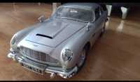 Aston Martin DB5 Eaglemoss 1:8 James Bond 007