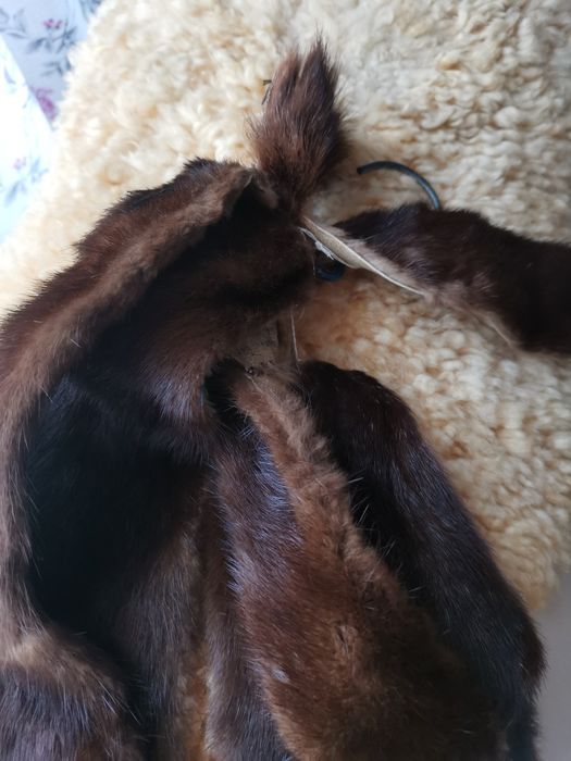 Комір з норкового хутра