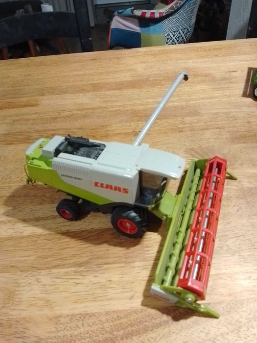 Kombajn CLAAS SIKU lexion 600