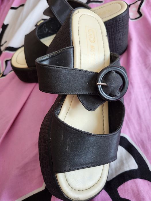 Klapki  długość wkładki 23cm