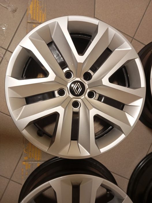 Felgi stalowe strukturalne Renault 17" Captur II,Symbioz  kołpaki oryg