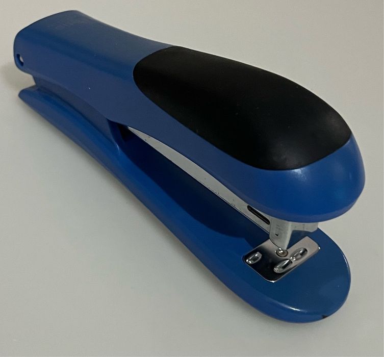 Zszywacz biurowy Tetis