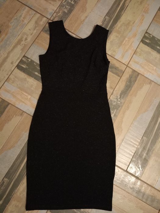 Sukienki wieczorowe błyszczące w stylu boho