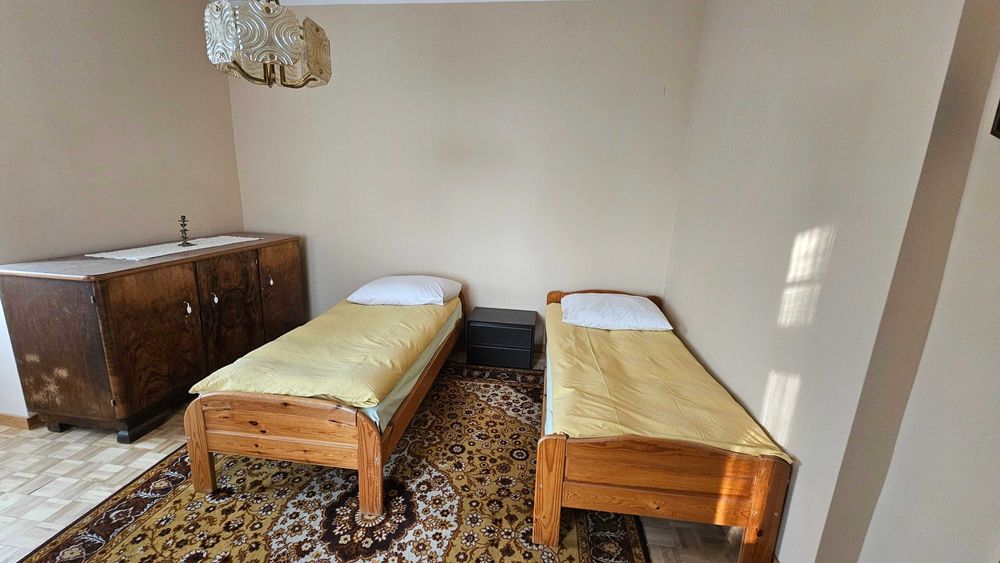 Dworek Gulczewko – pokoje i apartamenty pracownicze blisko Wrześni