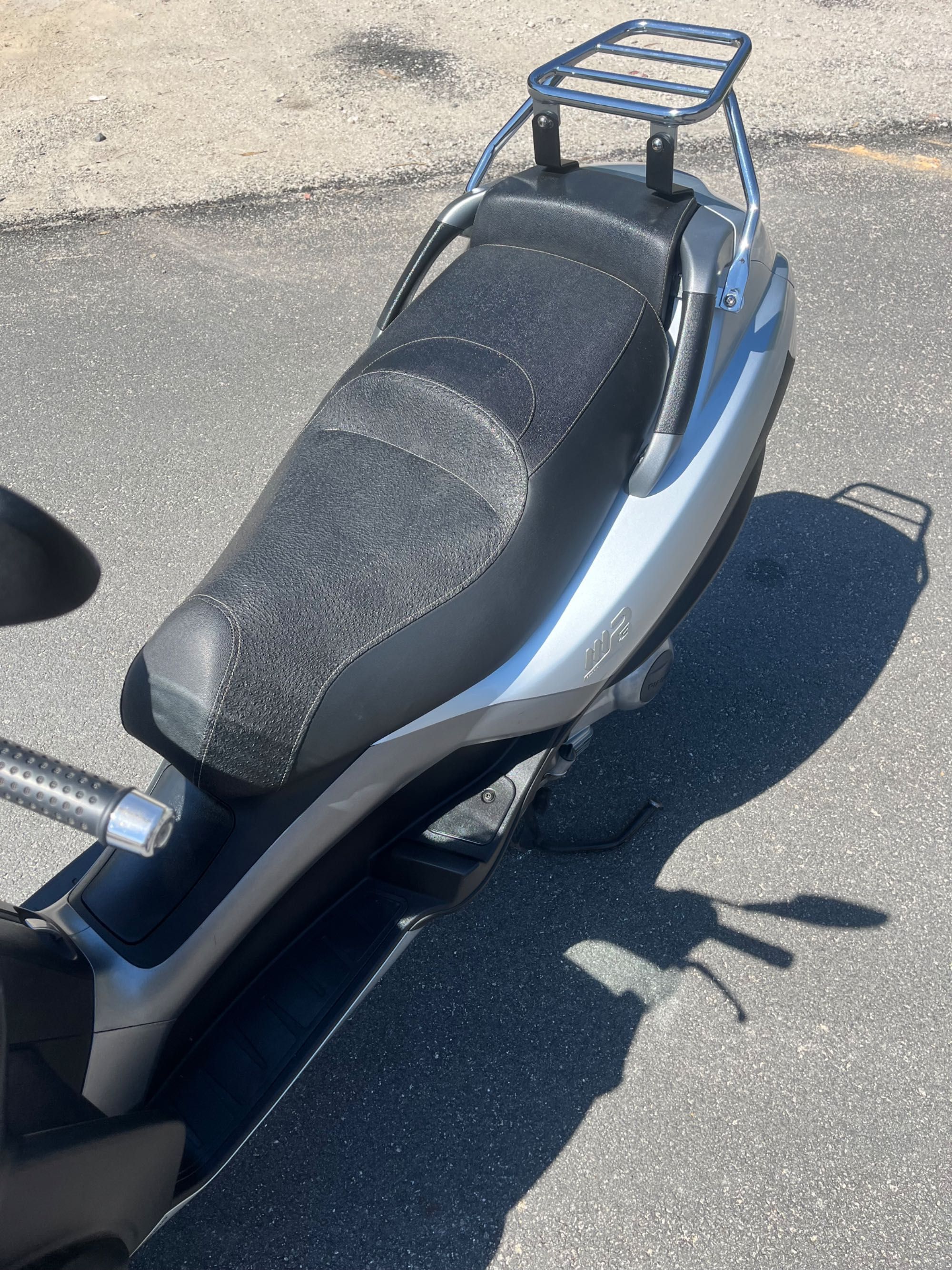 Piaggio MP3 125cc carta de carro