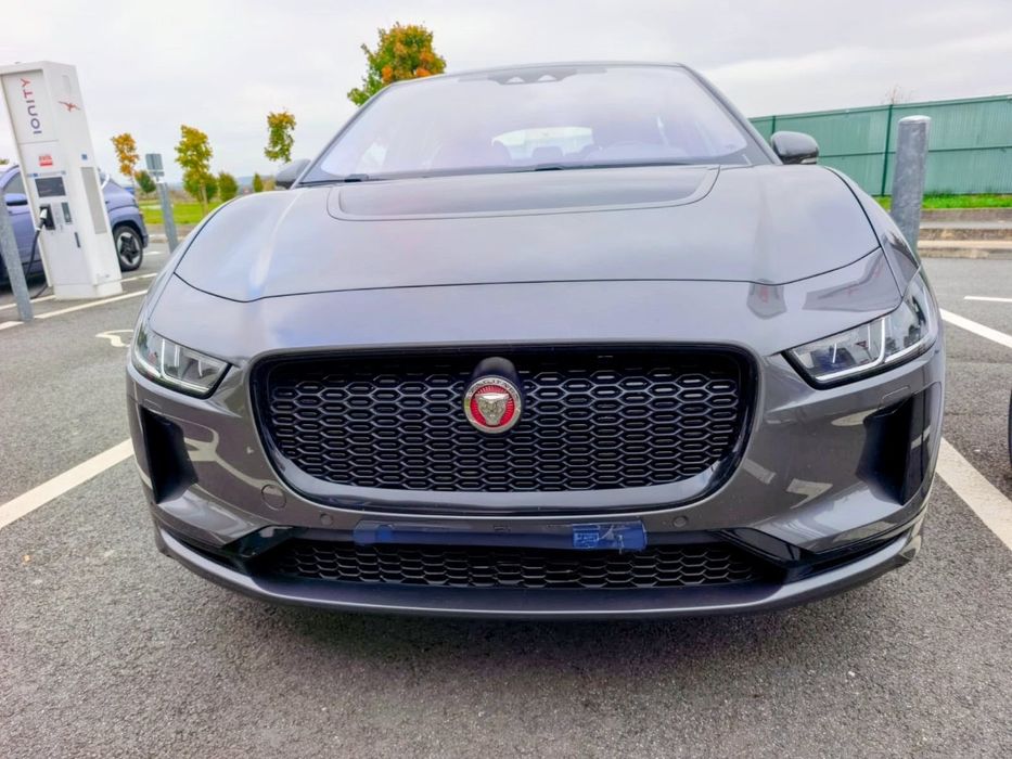 Jaguar Ipace EV400 AWD S black edition 400cvs