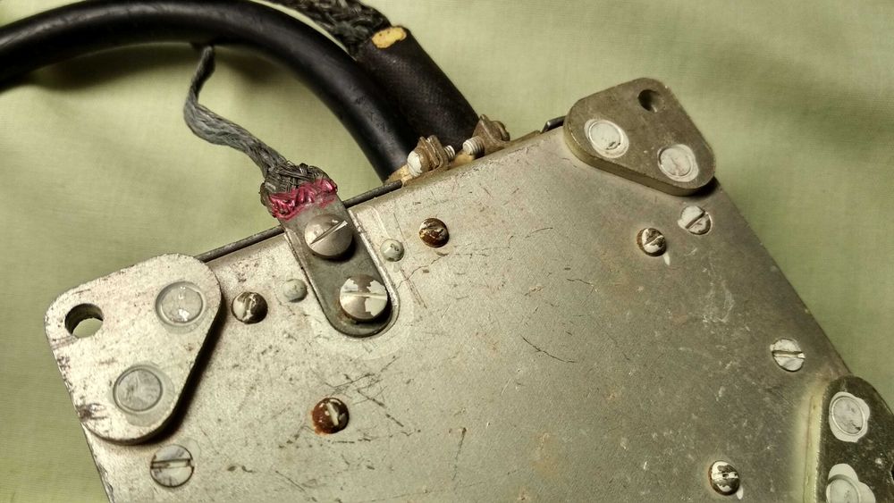 Антенный усилитель самолетного радио компаса АРК-9 СССР