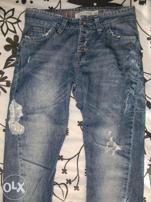 Джинси бойфренди Zara 25-26 з потертостями. Оригінальні