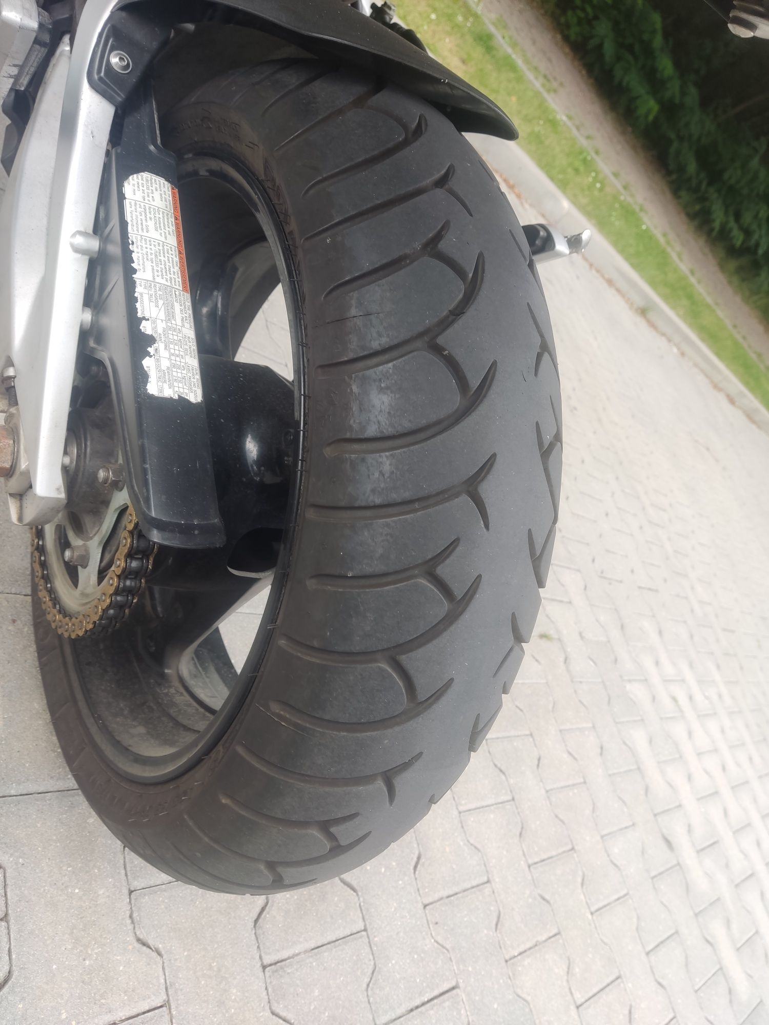 Suzuki GSR 600  zamiana