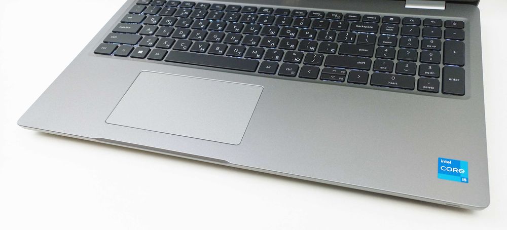 Dell Latitude 5520  i5-1135G7 16Gb 256SSD  FullHD IPS
