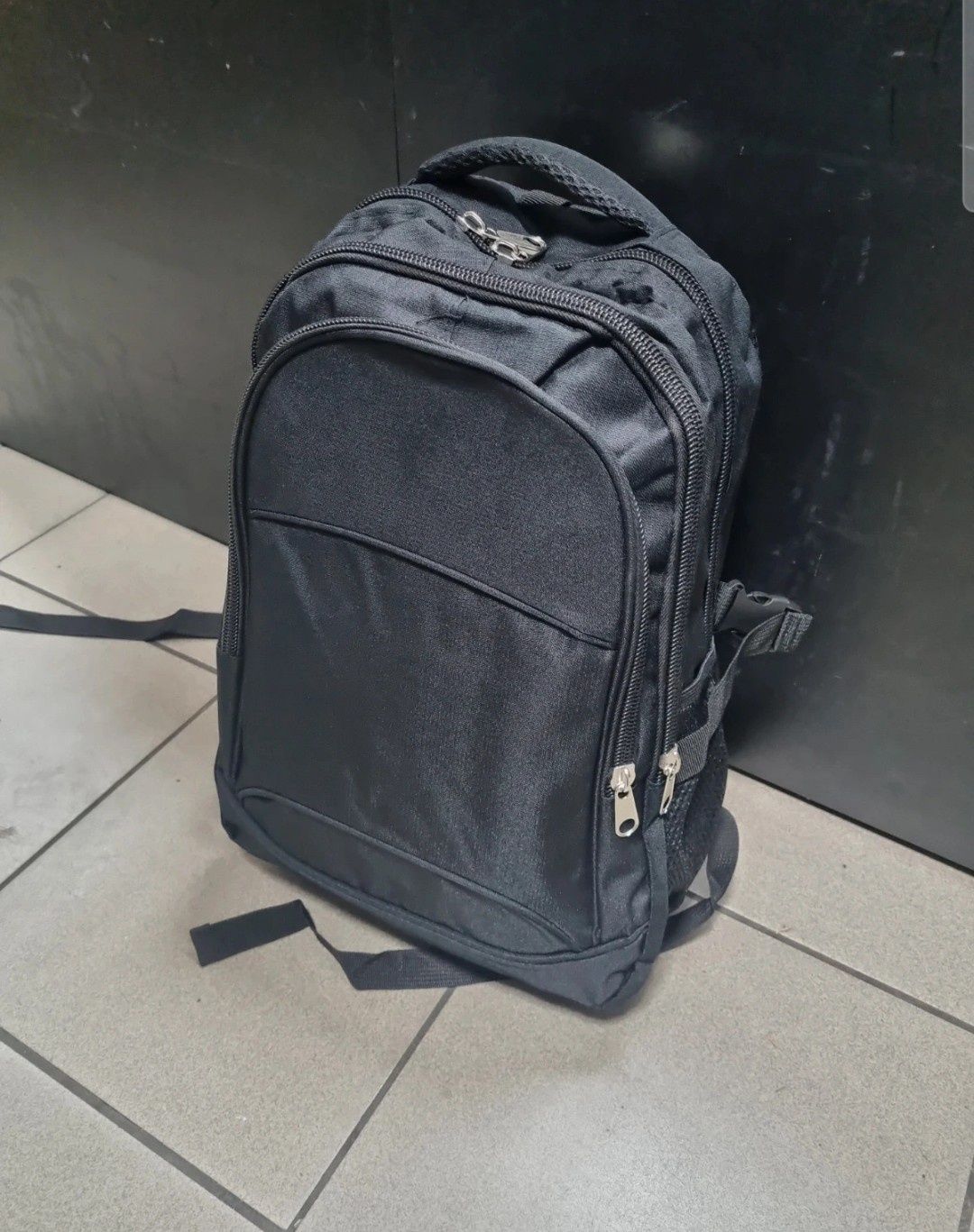 Plecak czarny SUPER wzór, duży