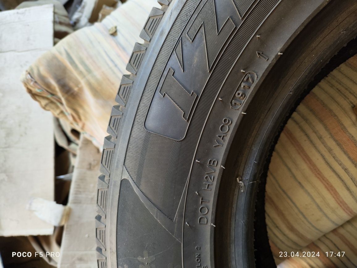 Kumho I'Zen KW31 235/60 R16 100R(6.5-7мм) не шип Зимние