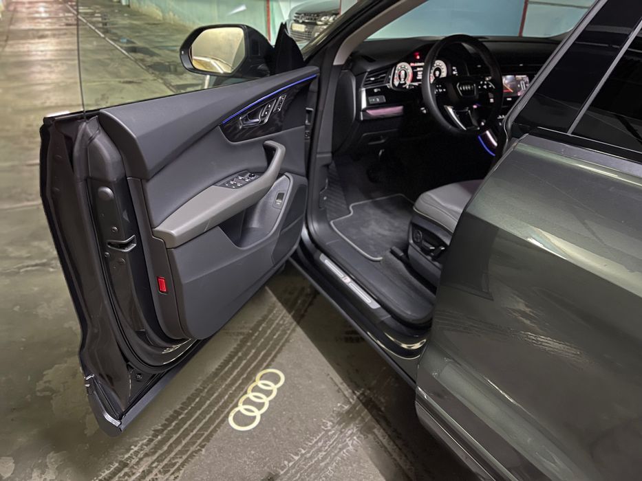 Audi Q8 2020 S-Line