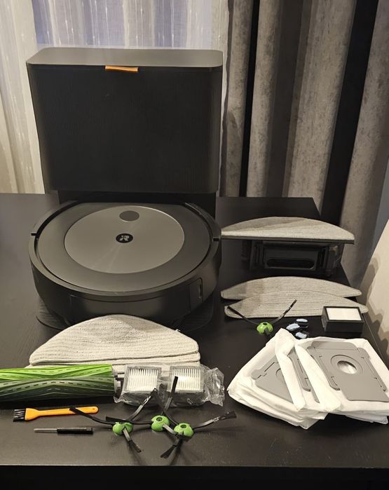 Roomba Combo Max Irobot J5+ Com garantia