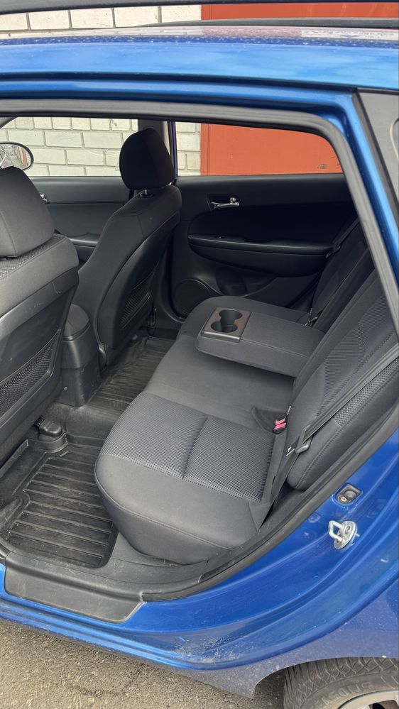 Оренда Hyundai I30 універсал