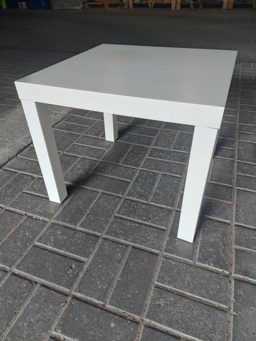 Stolik biały Ikea