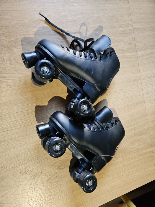 Zestaw: wrotki ROCES + kask CORE + ochraniacze K2 PRIME – stan idealny