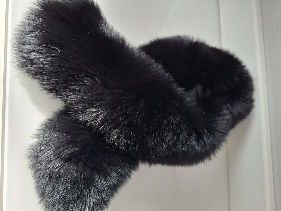 LIS NATURALNY czarny 86cm obszycie kaptura przypinka kołnierz