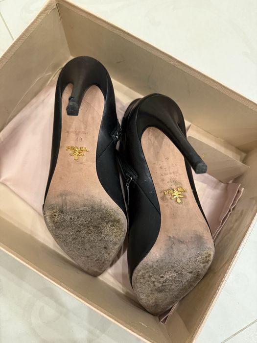 Ботильйони PRADA, шкіряни, 40 р