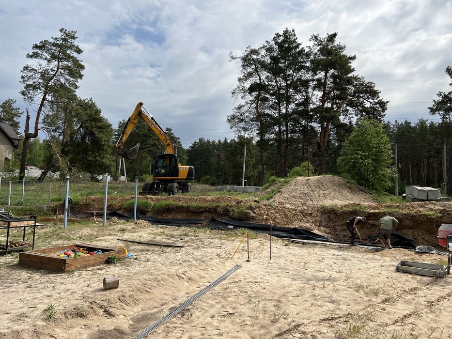 Послуги повноповоротного екскаватора JCB 145W