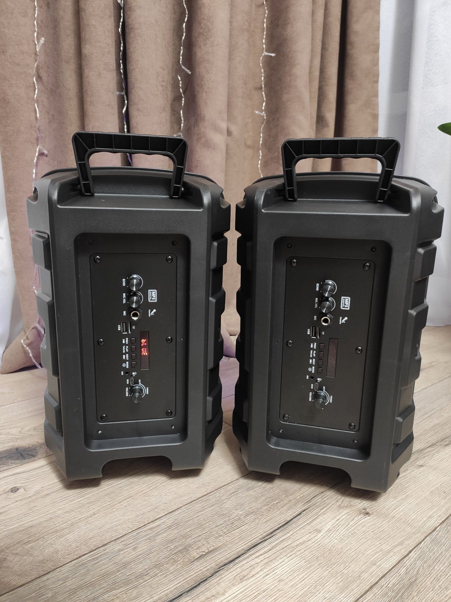 Стерео акустика GW-818BM з двух колонок з функцією TWS/караоке