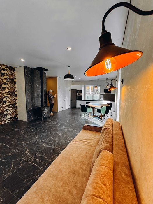 Будинок з ремонтом