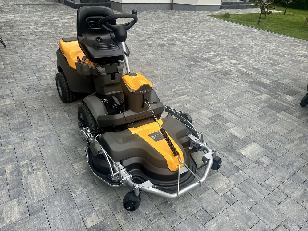 Traktor Ogrodowy STIGA Park 500 W + Agregat Tnący Combi 100 Q Plus