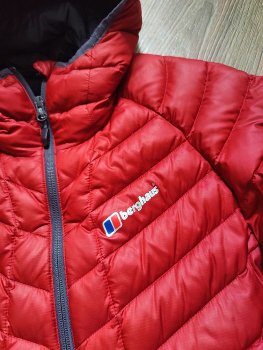 Легкий пуховик Berghaus