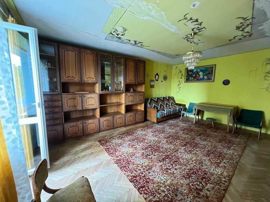 Продаж/1 квартира/Потребує ремонту/Тернопільська 2А/Хрущівка/Львів