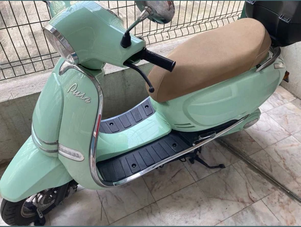 Scooter elétrica Efun Pusa 14 091 km