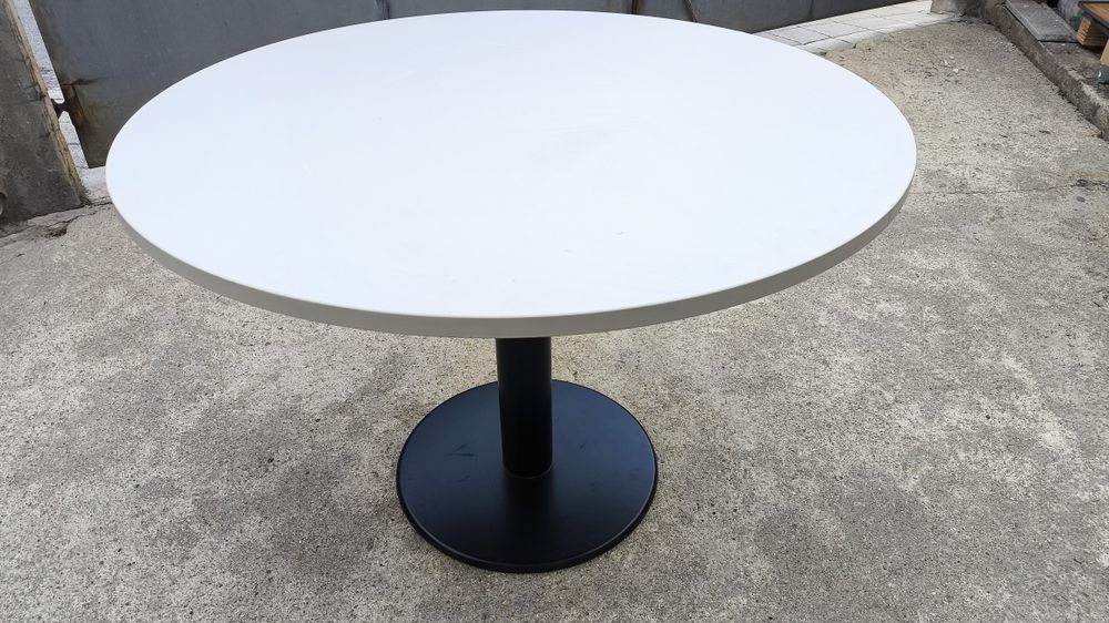 Mesa reuniões usada