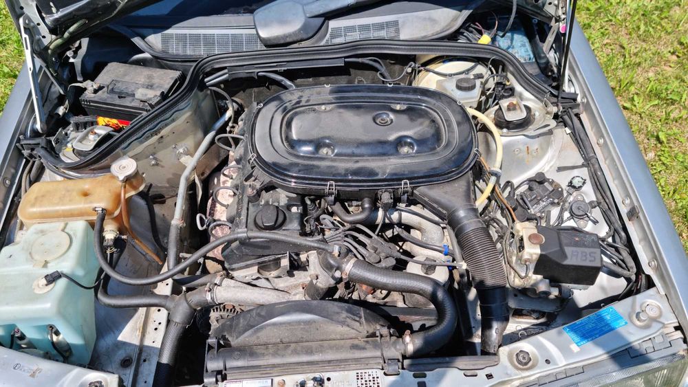 Mercedes 190E W201 - dobry stan, w pełni sprawy