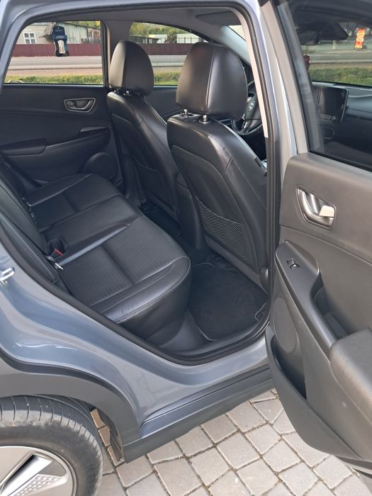 Hyundai Kona Electric 64 кВт