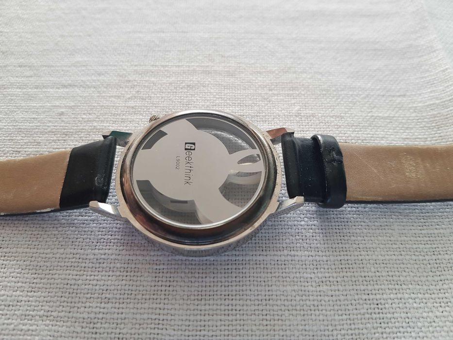 Zegarek nareczny przezroczysty klucz wiolinowy gadzet muzyczny meloman