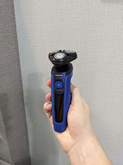 Электробритва Philips 5000