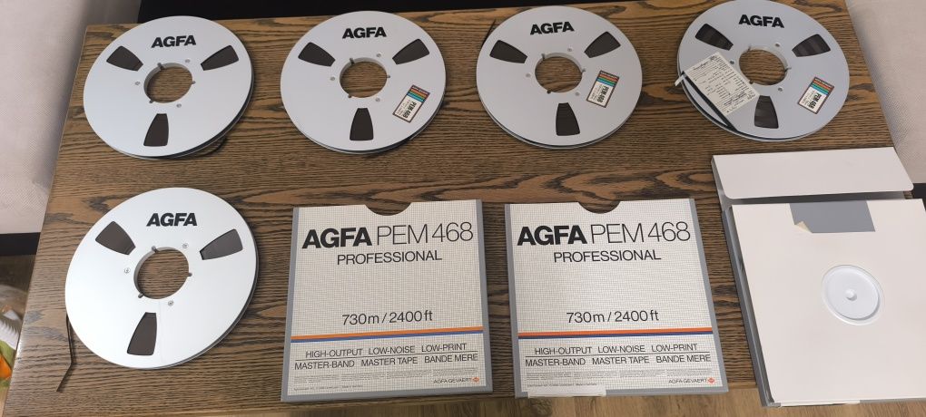 Szpule AGFA   . Z  taśmą 1/4 i 1/2 gratis .. 10,5 cala