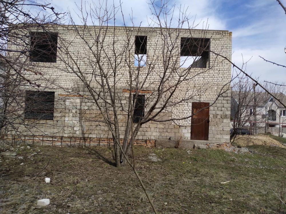 Продам недостроенный дом