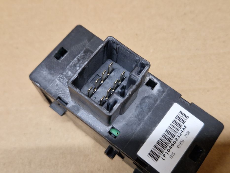 Przełącznik panel szyby pasażera prawy przód Jeep Grand Cherokee WK WH